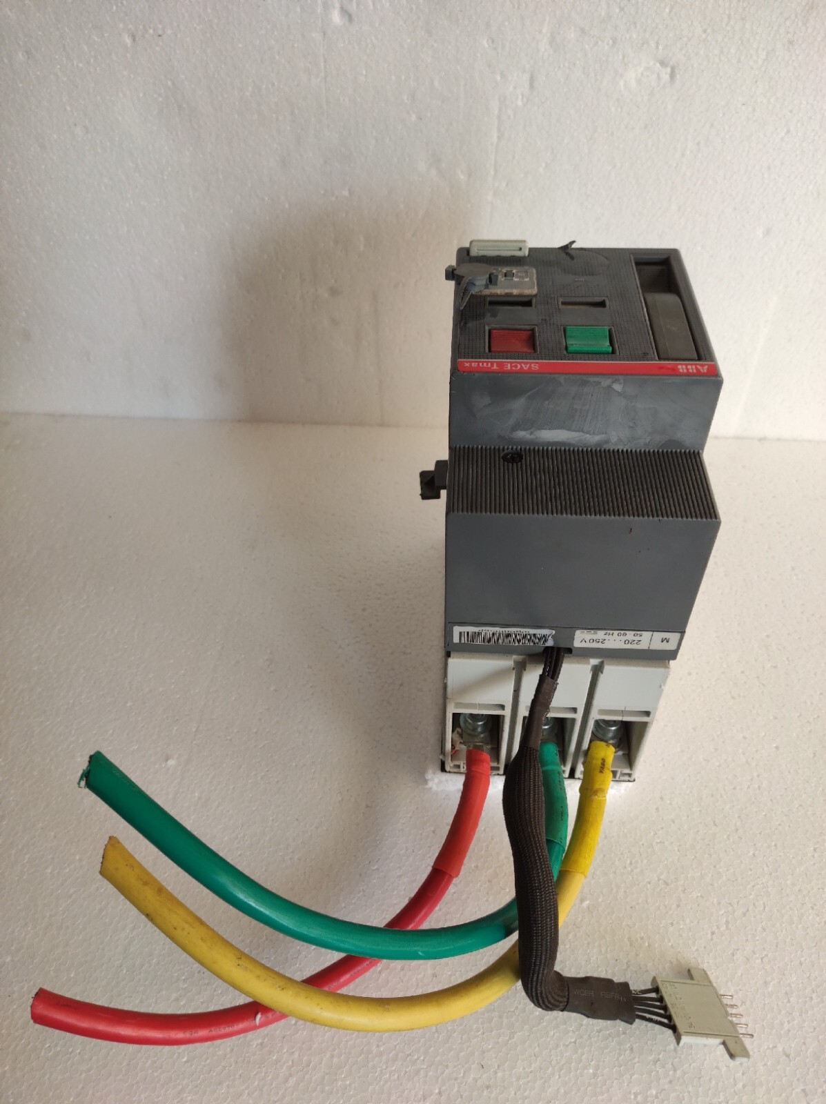 admin/uploads/uploads/ABB Sace Tmax 1sda054974r1 - 1SDA054974R1 1600 AMP Max MCCB_1.webp